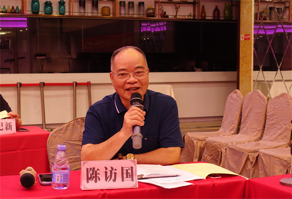 1705992505161052.jpg 2陳訪(fǎng)國(guó)專(zhuān)職副會(huì)長(zhǎng)兼秘書(shū)長(zhǎng)主持會(huì)議.jpg